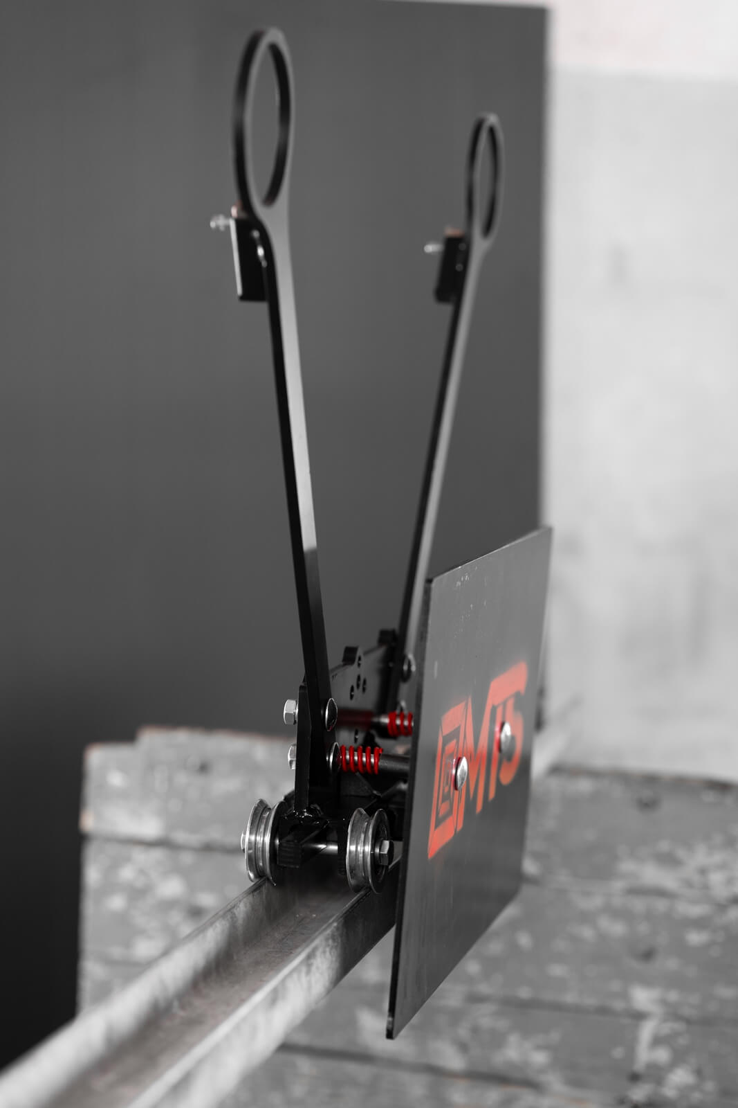 Vozík MTS Bishop s hydraulickým brzdícím modulem a krytkou AR500